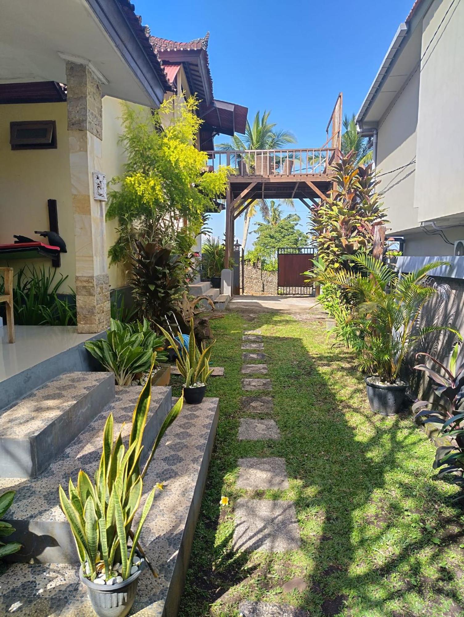 Kirra'S Beach House Pulukan Exteriör bild